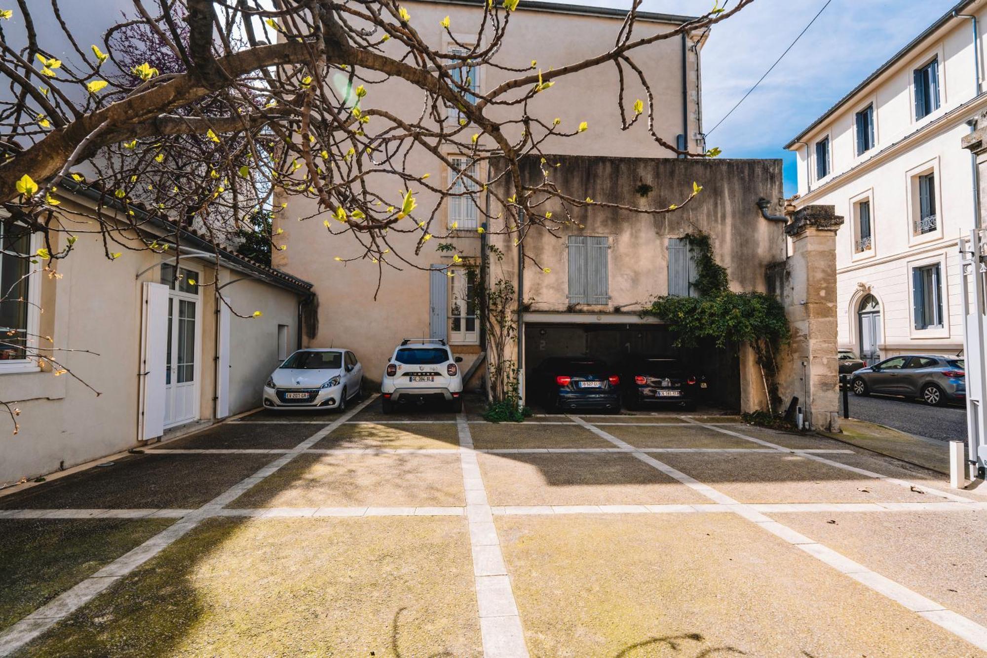 Demeure & Confort Νιμ Εξωτερικό φωτογραφία
